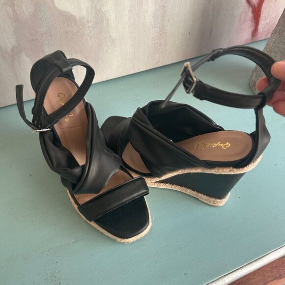 Qupid Cascade Wedge Sandal Espradrille Vegan Leather Size 6.5 Black Sandal - Picture 6 of 11